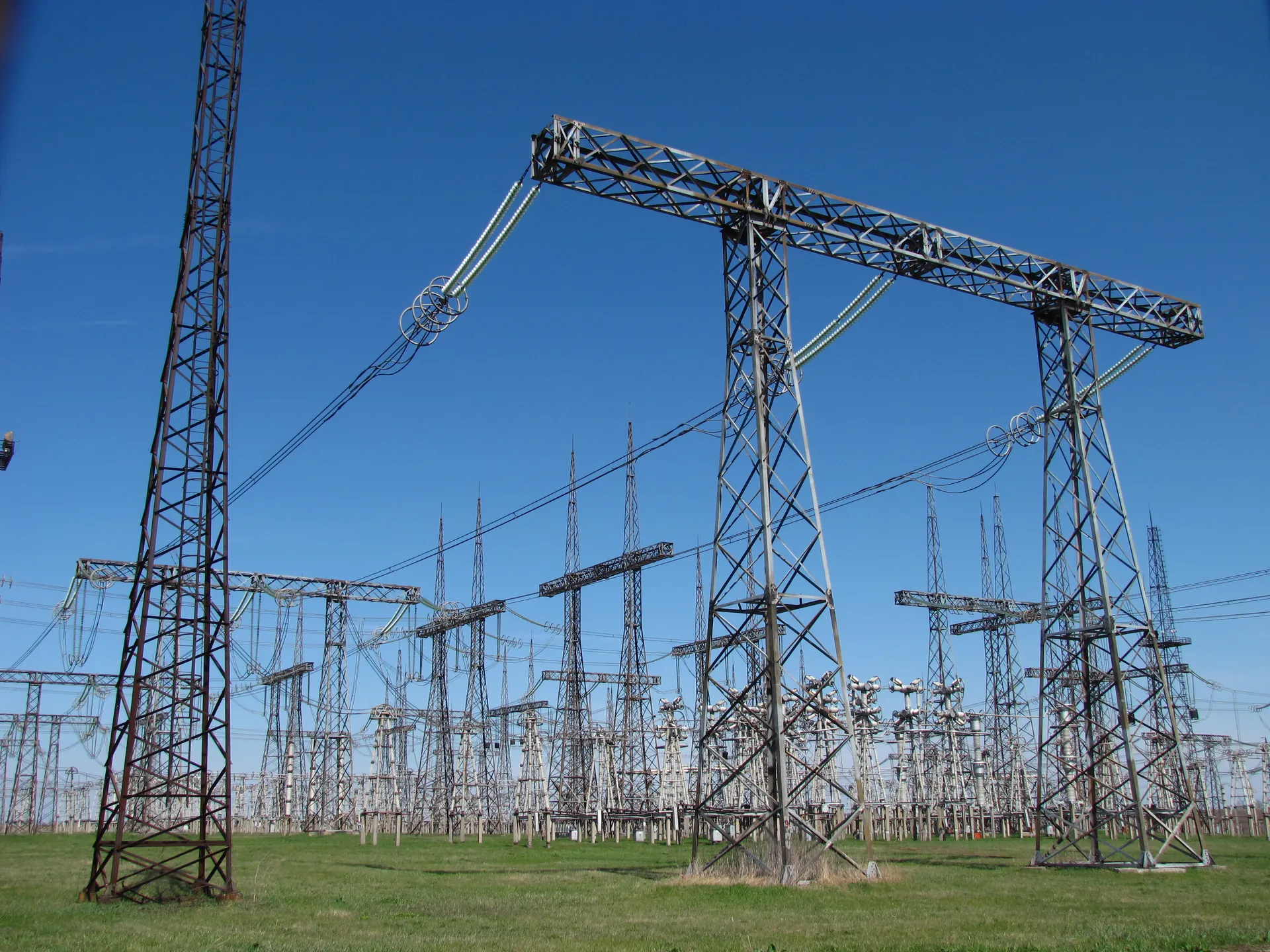 High-voltage switchgear and busbars at an electricity substation